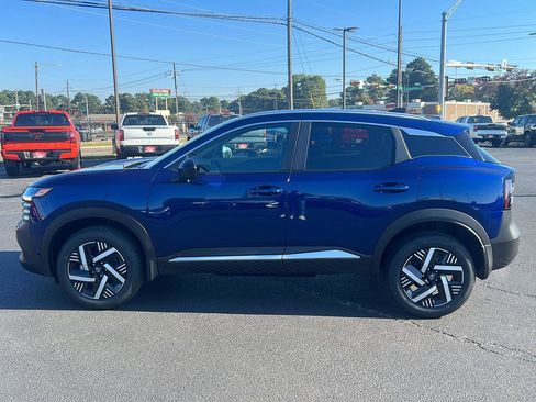 New 2026 Nissan Kicks SV image 6