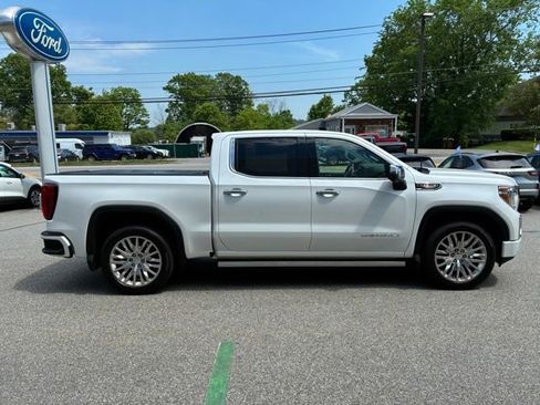Used 2019 GMC Sierra 1500 Denali w/ Denali Ultimate Package AWD/4WD image 4