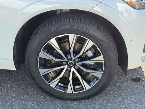 Used 2023 Volvo XC60 B5 Plus w/ Climate Package image 6