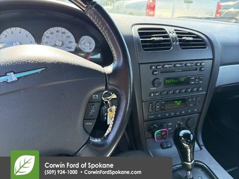 Used 2005 Ford Thunderbird image 13