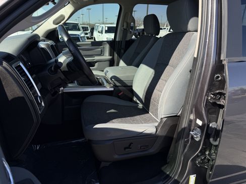 Used 2019 RAM 1500 Lone Star image 28