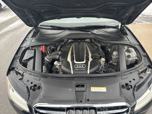 Used 2015 Audi A8 L 4.0T w/ Premium Package image 31