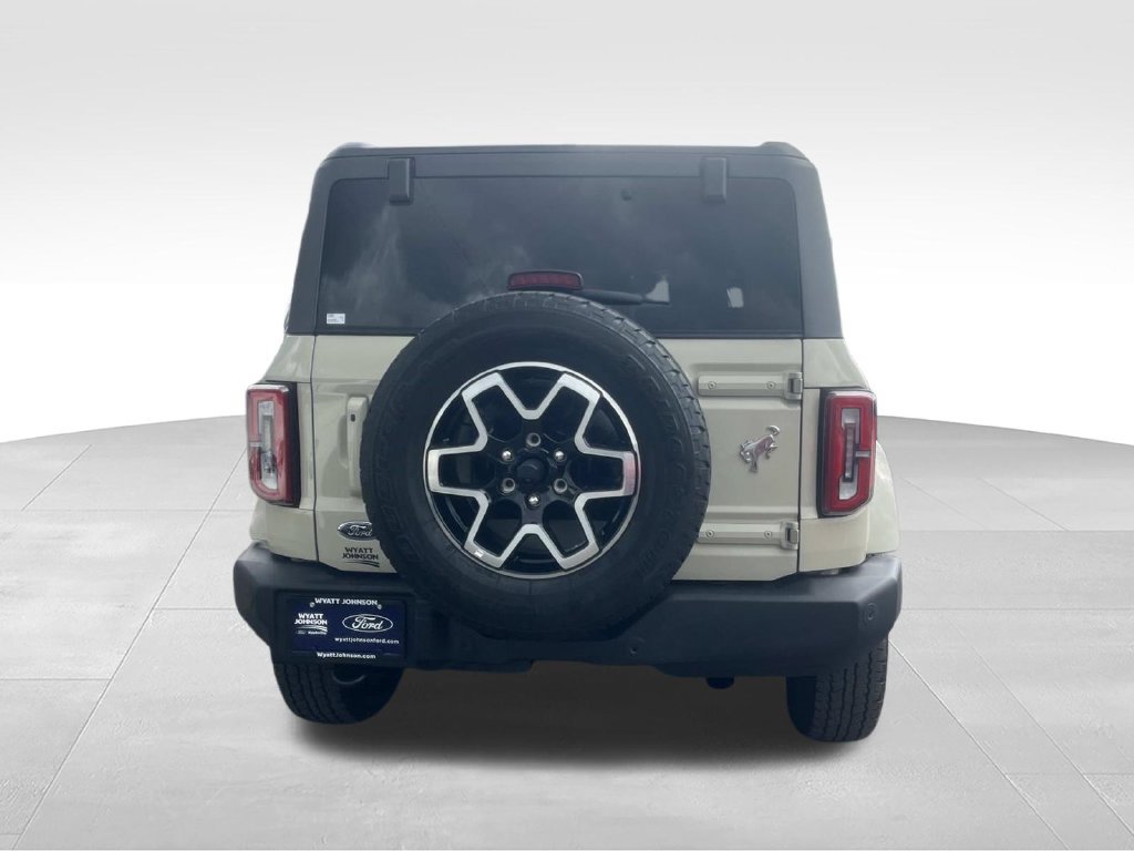 Used 2025 Ford Bronco Outer Banks AWD/4WD image 5