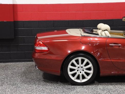 Used 2007 Mercedes-Benz SL 550 image 6