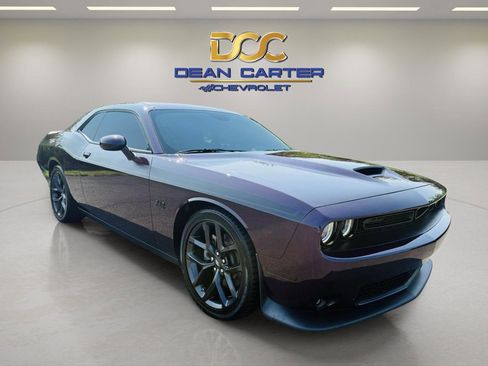 Used 2022 Dodge Challenger R/T w/ Blacktop Package image 9