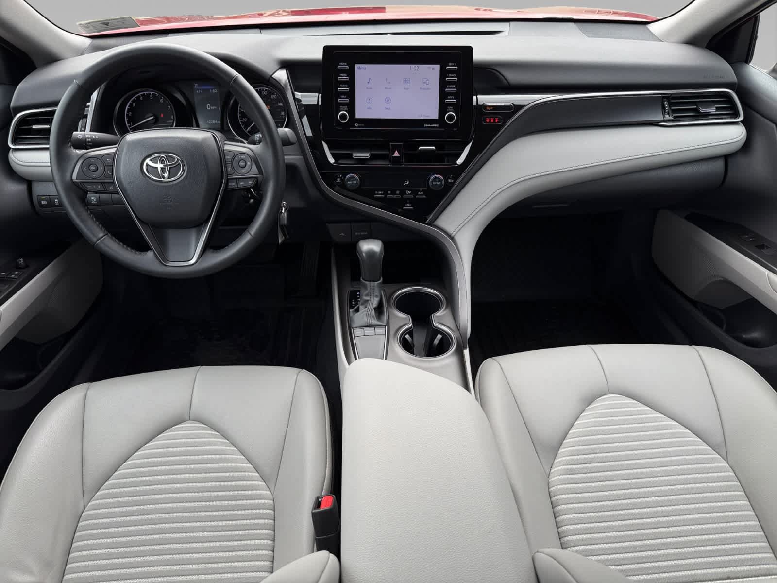 Used 2024 Toyota Camry SE FWD image 21