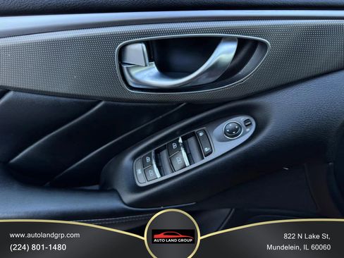 Used 2015 INFINITI Q50 Premium w/ Navigation Package image 27