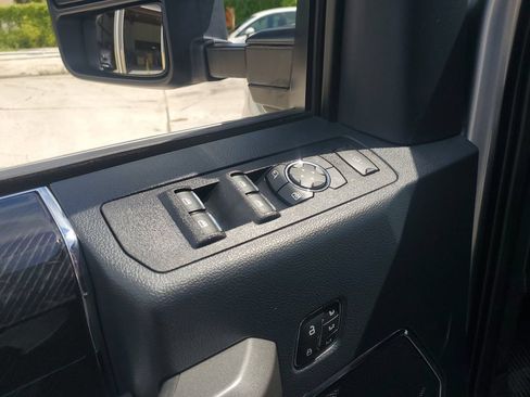Used 2022 Ford F350 Platinum AWD/4WD image 30