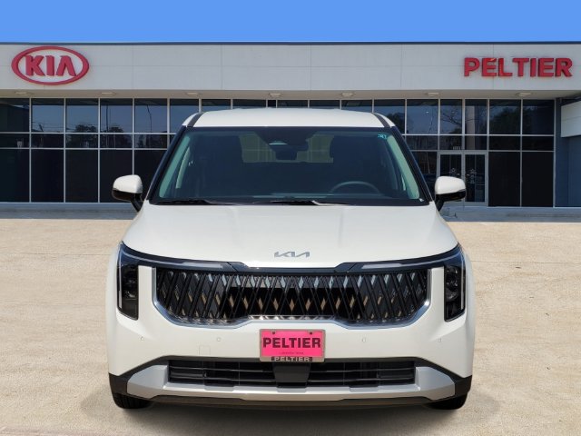 New 2027 Kia Carnival FWD image 2
