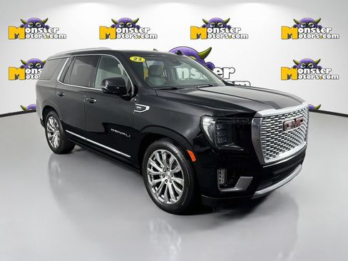 Used 2023 GMC Yukon Denali w/ LPO, Floor Liner Package AWD/4WD image 3