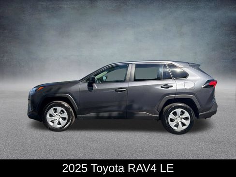 Used 2025 Toyota RAV4 LE AWD/4WD image 2