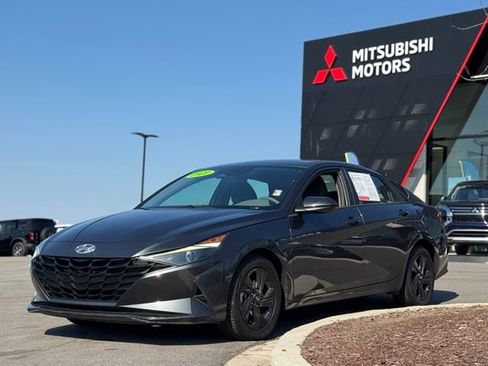 Used 2021 Hyundai Elantra SEL image 8