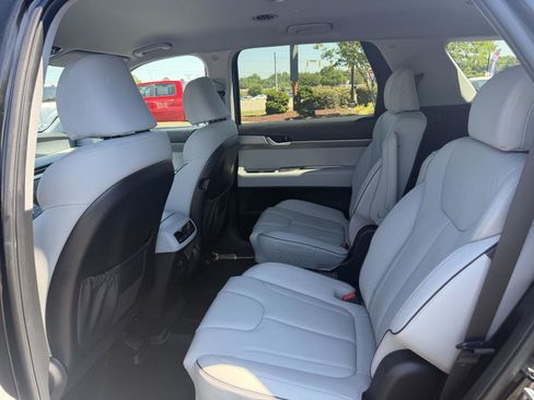 Used 2024 Hyundai Palisade SEL AWD/4WD image 14