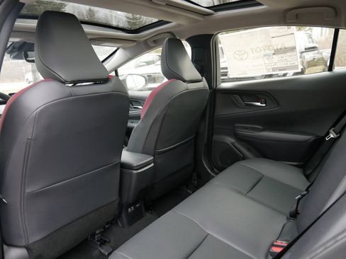 New 2026 Toyota Prius Plug-In Hybrid image 7