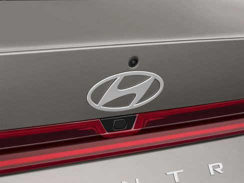 New 2026 Hyundai Elantra Limited FWD image 42