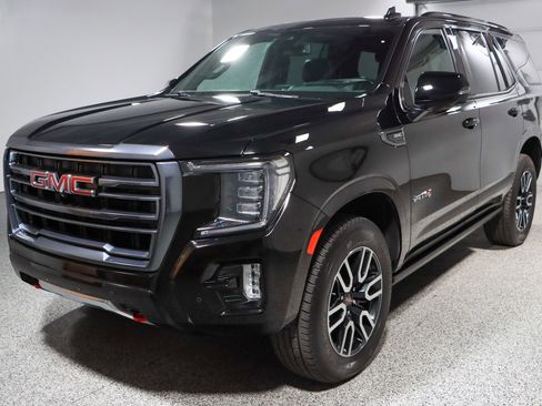 Used 2023 GMC Yukon AT4 w/ AT4 Premium Package AWD/4WD image 37