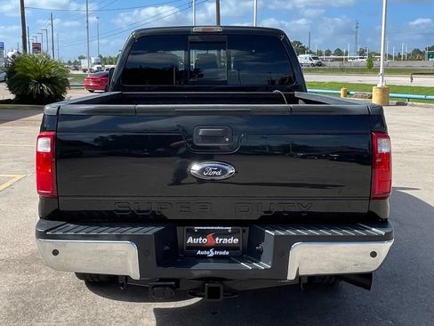 Used 2015 Ford F250 Lariat w/ Lariat Ultimate Package AWD/4WD image 9