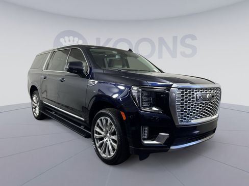 Used 2021 GMC Yukon XL Denali image 10