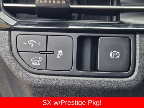 Used 2026 Kia Sportage SX AWD/4WD image 28
