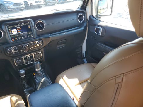 Used 2021 Jeep Wrangler Unlimited Sahara w/ Safety Group image 21