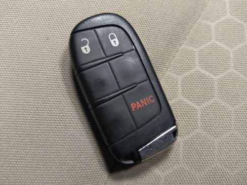 Used 2019 Jeep Compass Sport FWD image 32