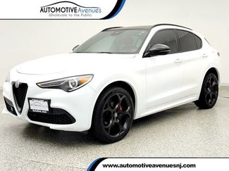 Used 2023 Alfa Romeo Stelvio Veloce AWD/4WD video 1