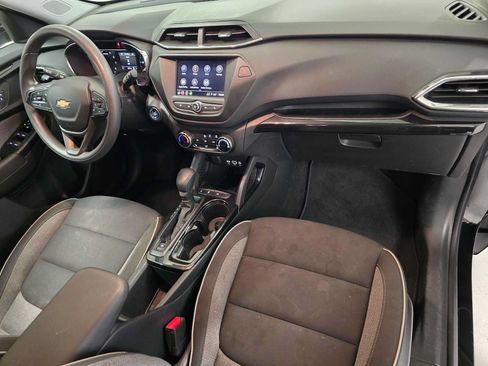Used 2023 Chevrolet TrailBlazer LT FWD image 10