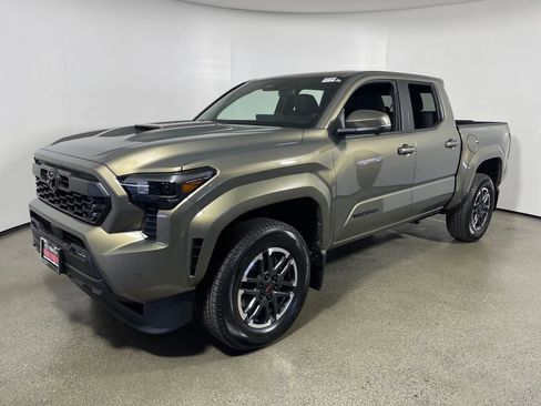 New 2026 Toyota Tacoma TRD Sport image 7