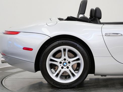 Used 2002 BMW Z8 RWD image 86