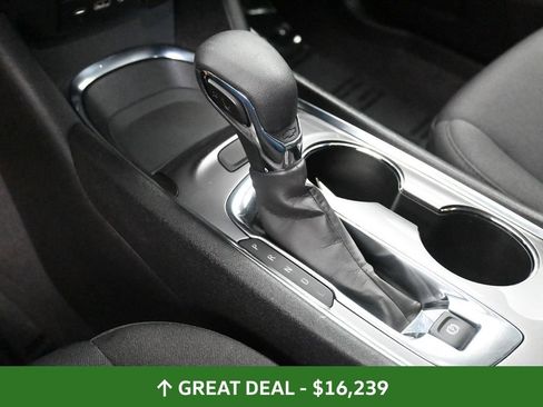 Used 2023 Chevrolet Malibu LT image 24