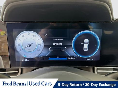 Used 2023 Hyundai Elantra SEL w/ Convenience Package image 11