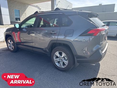 Used 2024 Toyota RAV4 XLE w/ Convenience Package image 2