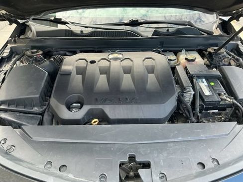 Used 2018 Chevrolet Impala LS FWD image 19
