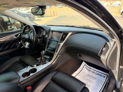 Used 2018 INFINITI Q50 Sport w/ Sensory Package (Sport) RWD image 32