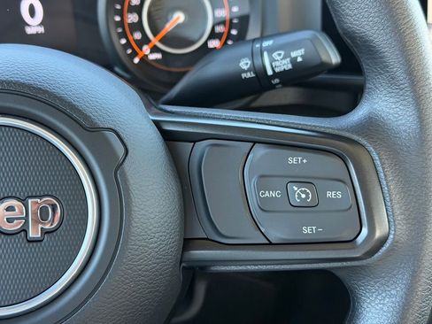 New 2026 Jeep Gladiator Sport AWD/4WD image 19