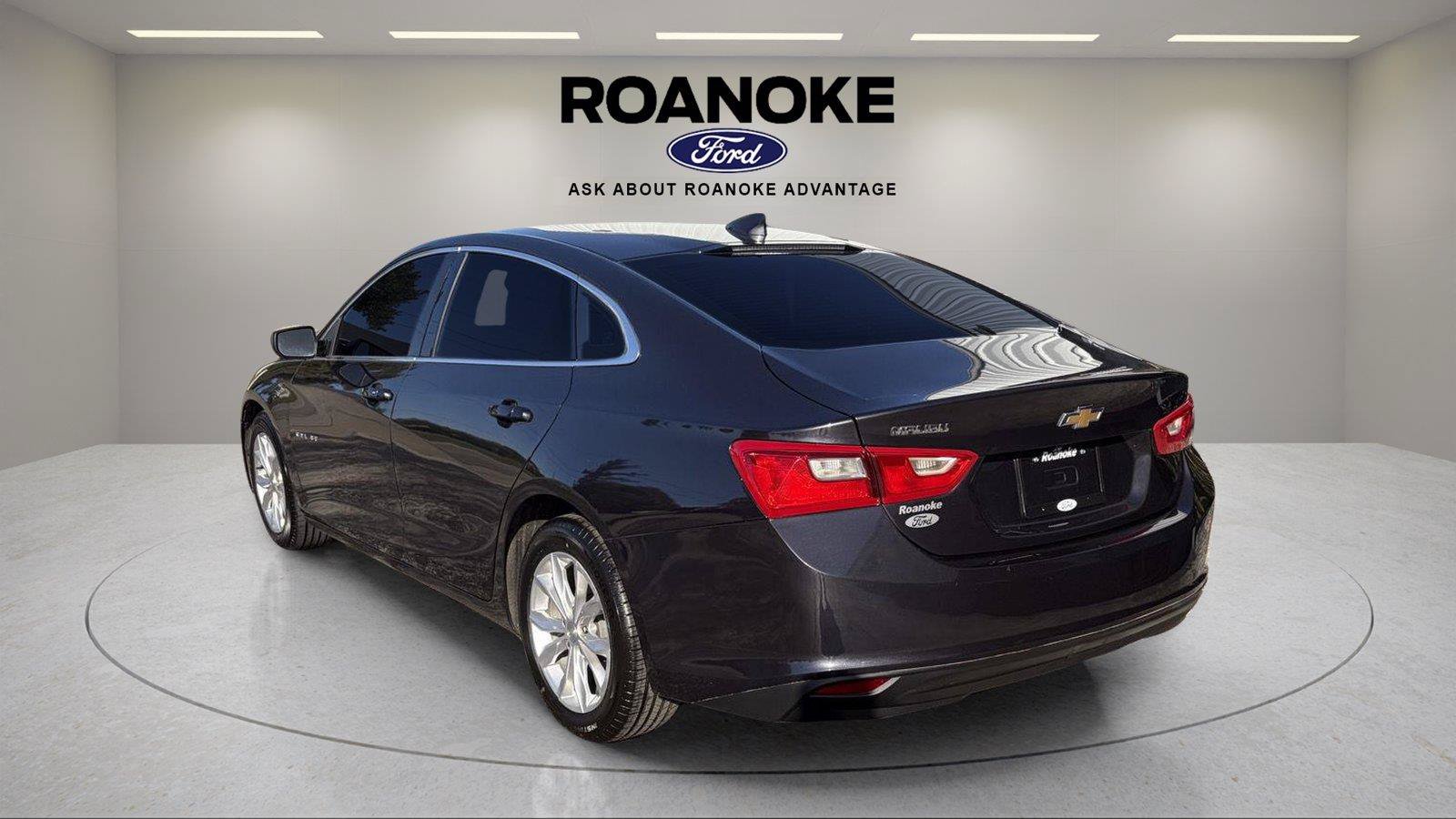 Used 2023 Chevrolet Malibu LT FWD image 4