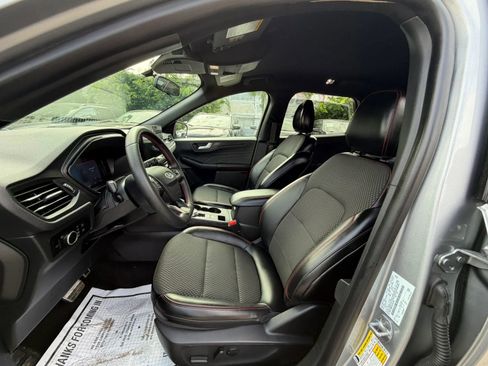 Used 2024 Ford Escape ST-Line w/ Tech Pack #1 FWD image 22