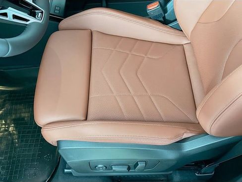 New 2026 BMW X1 xDrive28i w/ Technology Package image 19