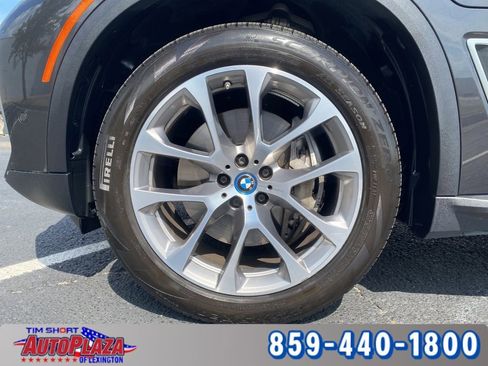 Used 2023 BMW X5 xDrive45e w/ Climate Comfort Package image 12