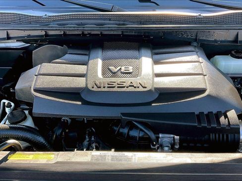 Used 2023 Nissan Titan Platinum Reserve w/ Moonroof Package image 10