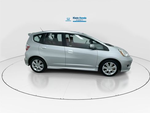 Used 2011 Honda Fit Sport image 3