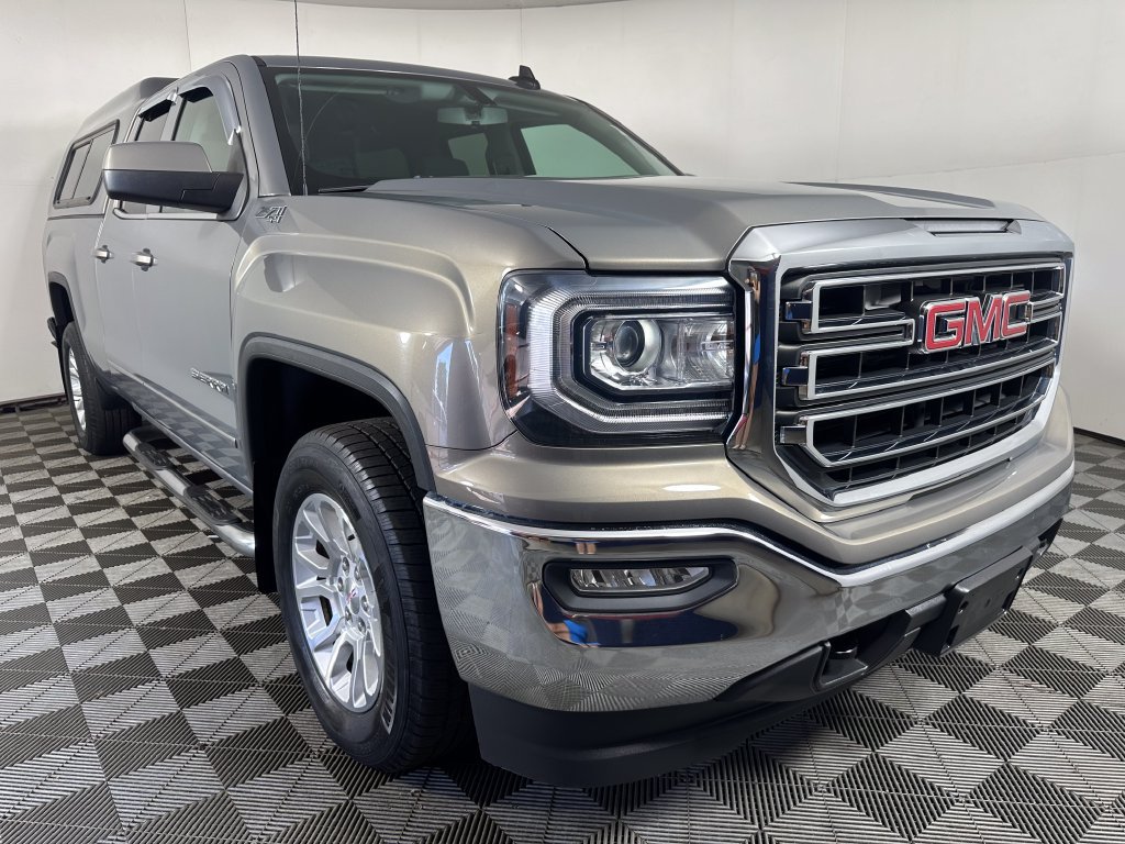 Used 2017 GMC Sierra 1500 SLE w/ SLE Value Package AWD/4WD image 7