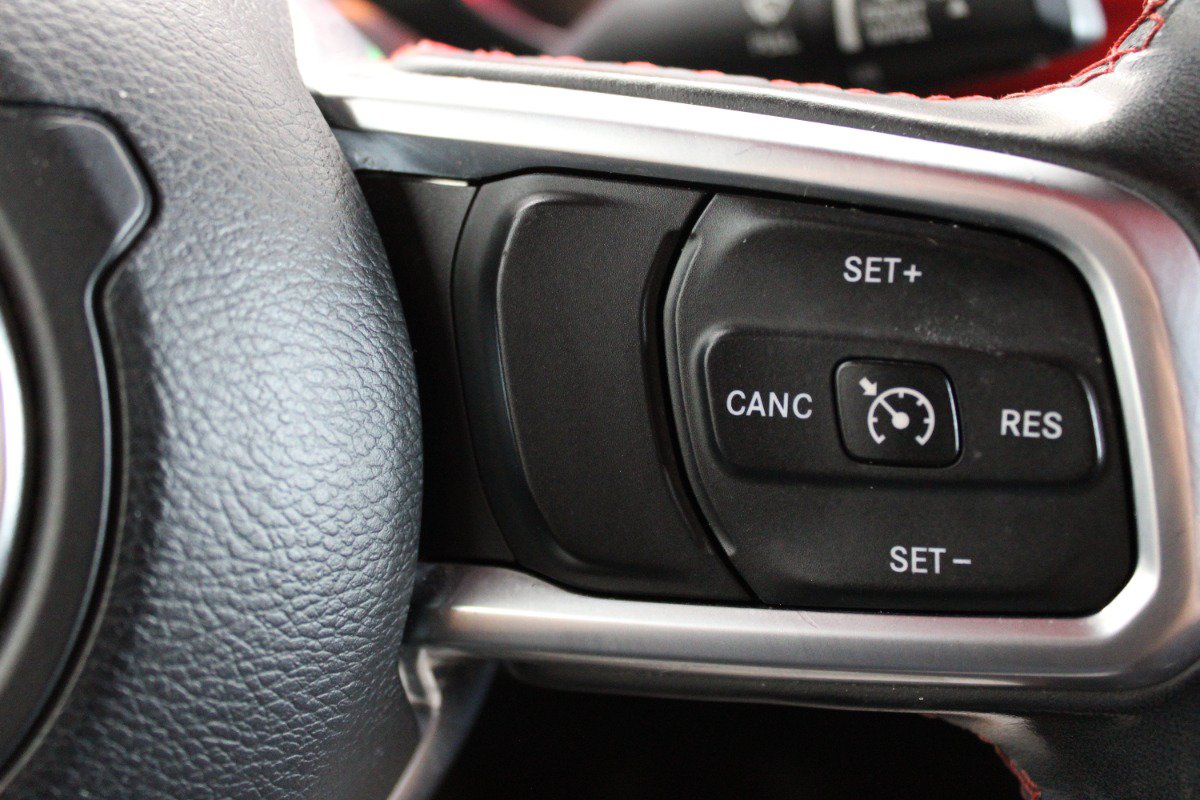 Used 2020 Jeep Gladiator Rubicon AWD/4WD image 17