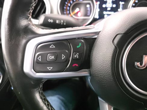 Used 2021 Jeep Wrangler Unlimited Sahara w/ Cold Weather Group AWD/4WD image 14