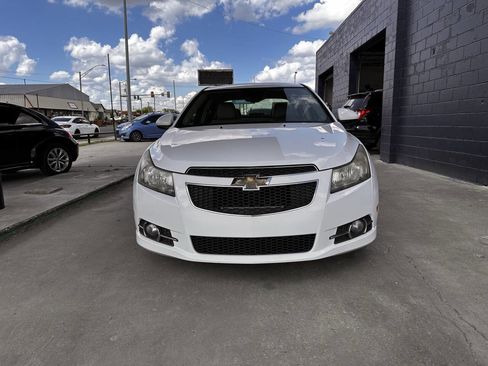 Used 2014 Chevrolet Cruze LT w/ Sun, Sound and Sport Package image 3
