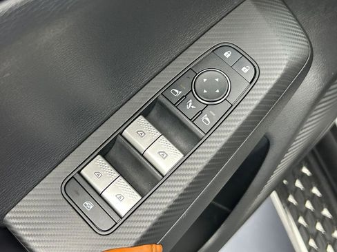 Used 2024 Mitsubishi Outlander SEL AWD/4WD image 16