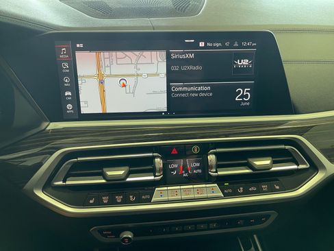 Used 2020 BMW X7 xDrive40i w/ Premium Package AWD/4WD image 52