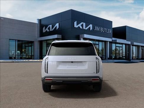 New 2027 Kia Telluride S image 5