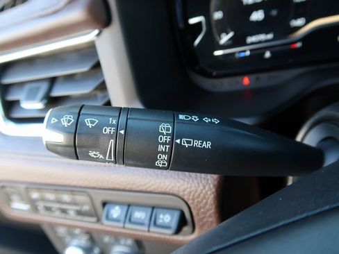 Used 2022 GMC Yukon Denali image 20