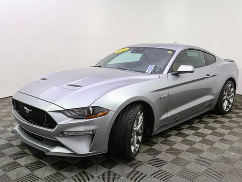 Used 2022 Ford Mustang GT Premium image 5
